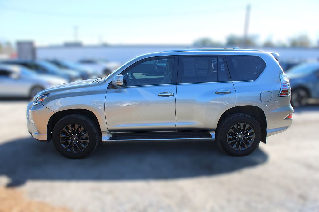 Used 2023 Lexus GX 460 Premium w/ Premium Package image 14