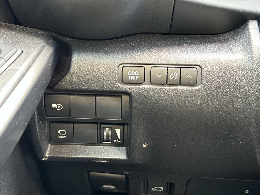 Used 2021 Lexus IS 350 F Sport w/ Dynamic Handling Package image 26