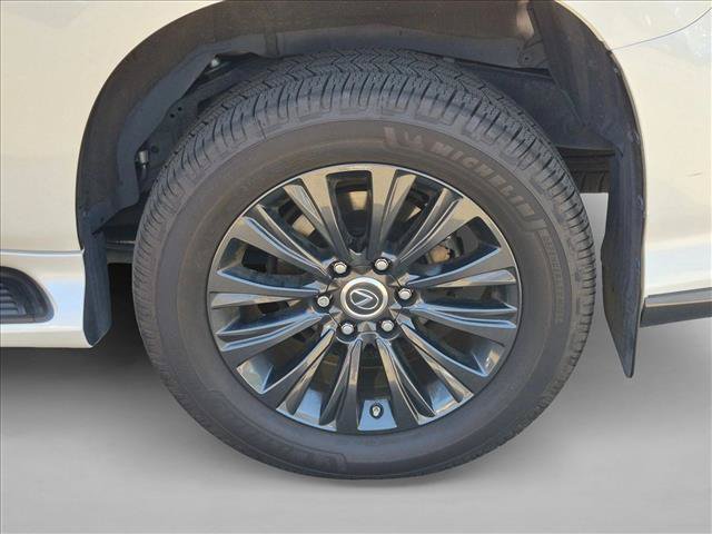 Used 2022 Lexus GX 460 Premium w/ Accessory Package AWD/4WD image 22