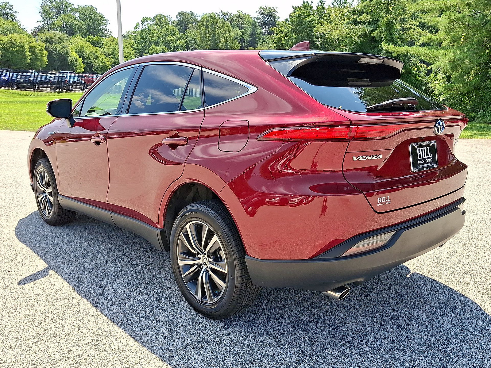 Used 2021 Toyota Venza LE AWD/4WD image 21