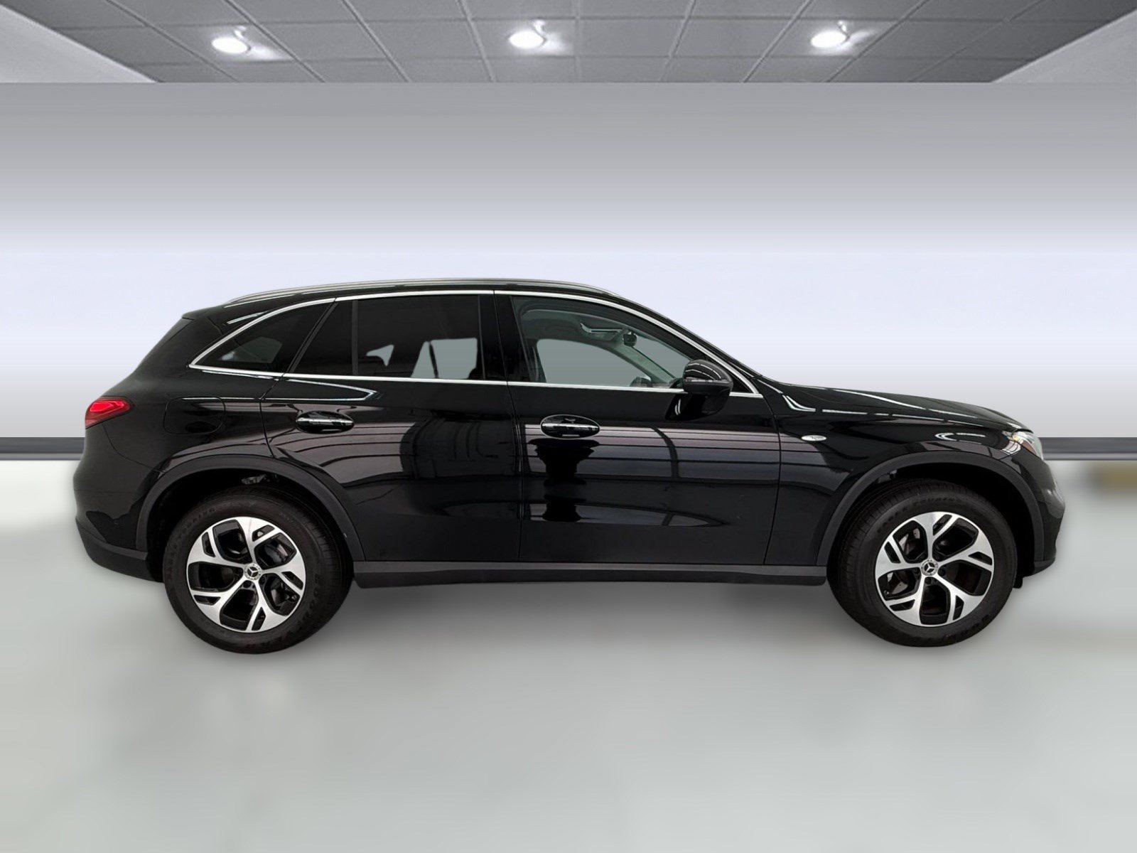 Certified 2025 Mercedes-Benz GLC 350e 4MATIC image 7