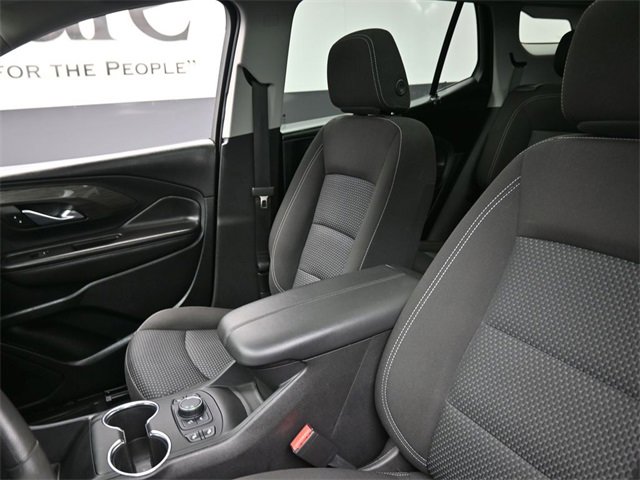 Used 2022 GMC Terrain SLE w/ Driver Convenience Package image 16