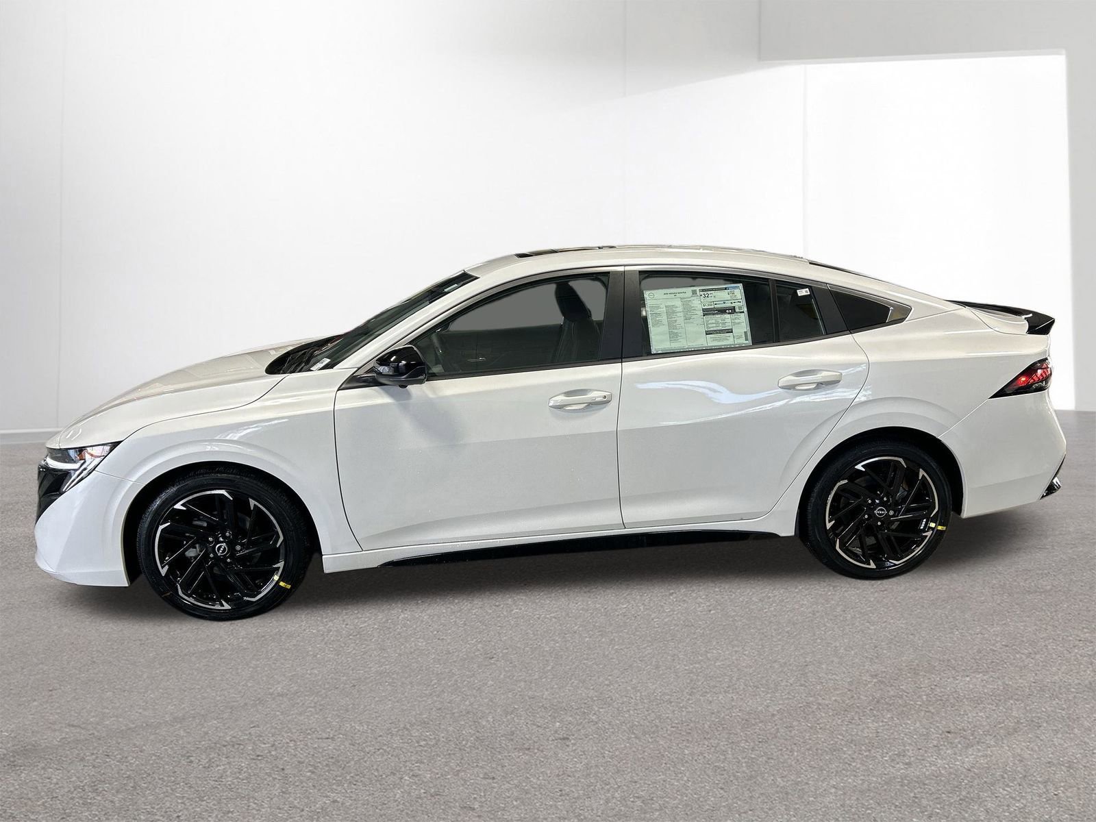 New 2026 Nissan Sentra SR w/ SR Premium Package FWD image 35