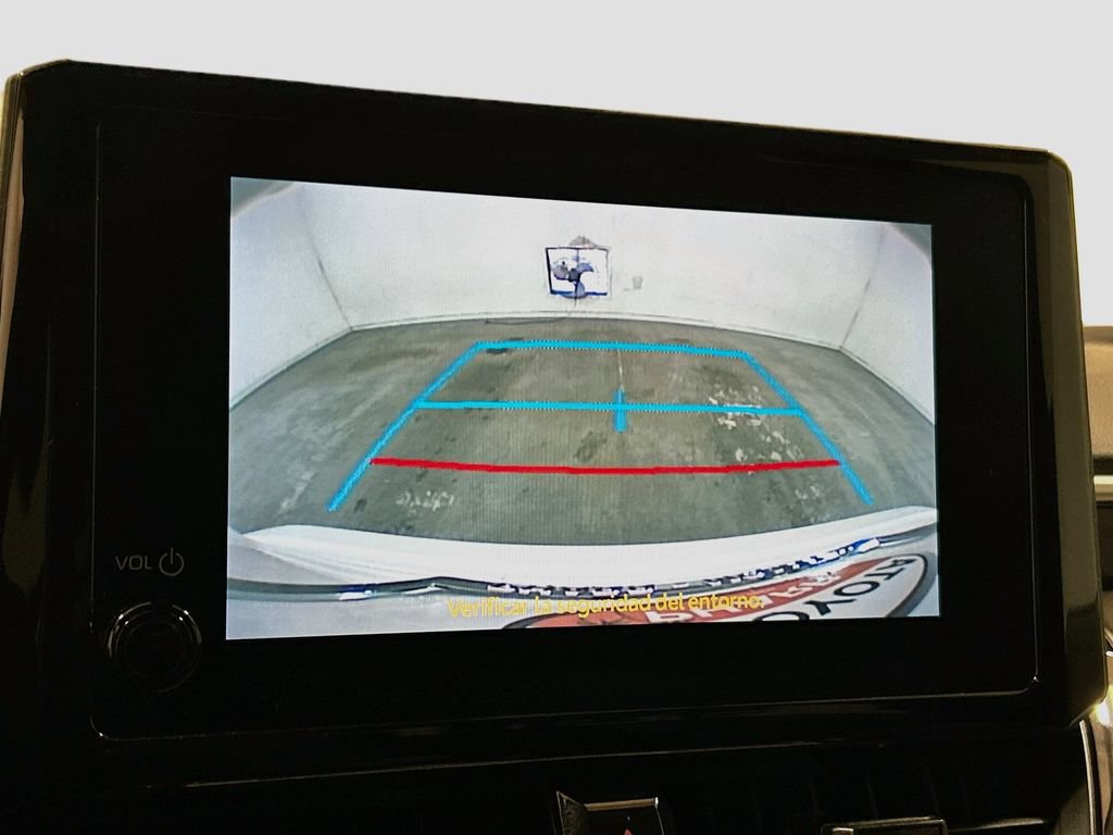 Used 2025 Toyota Corolla LE FWD image 11
