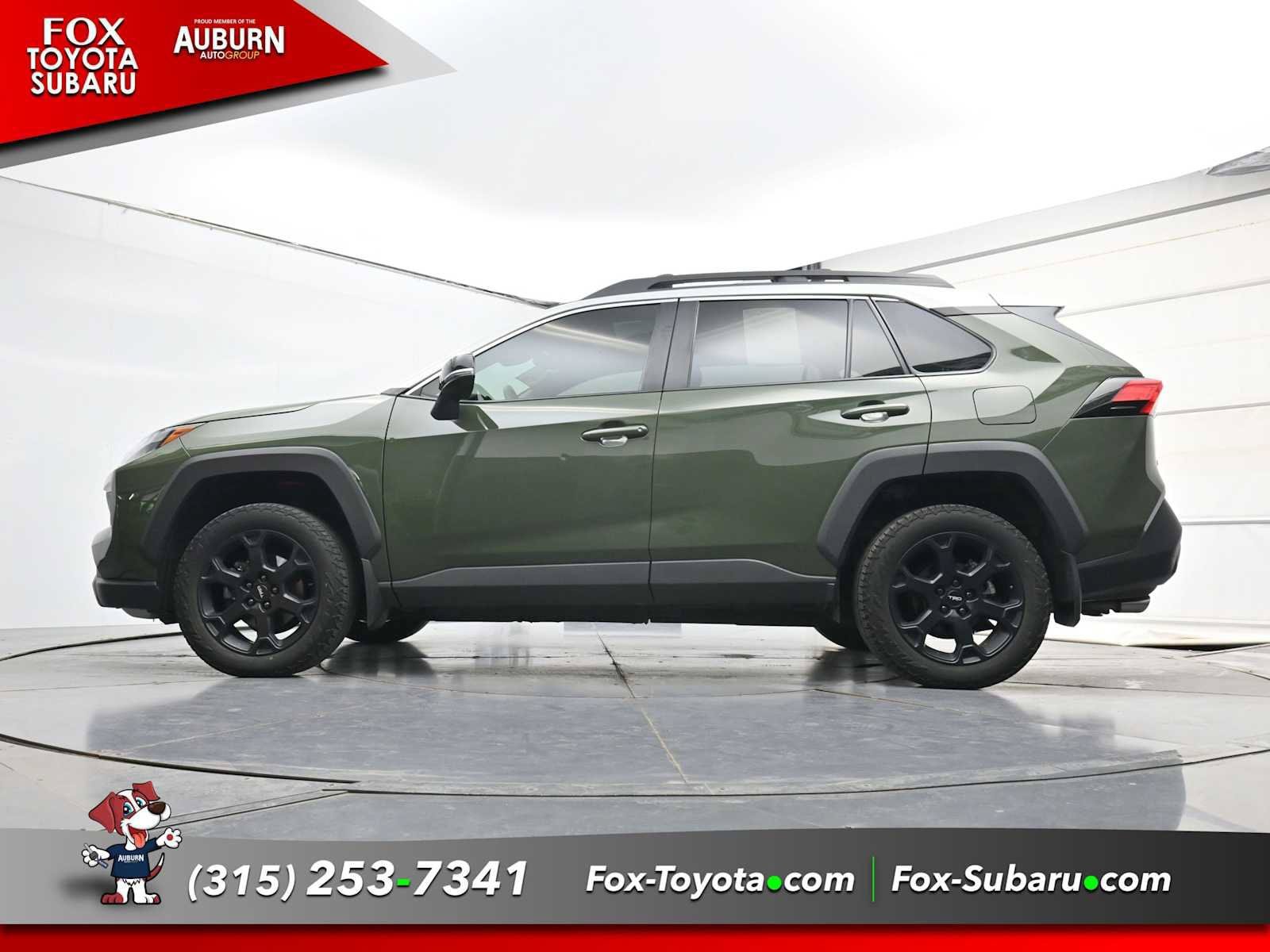 Used 2024 Toyota RAV4 TRD Off-Road w/ Weather Package AWD/4WD image 25