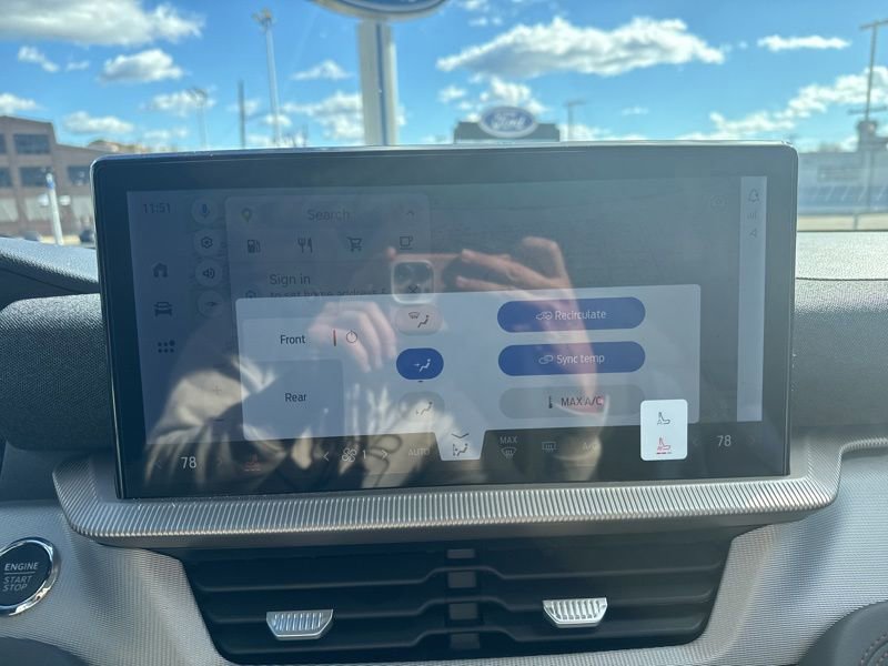 New 2026 Ford Explorer Active AWD/4WD image 39