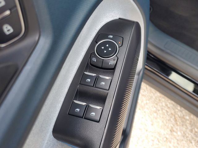 New 2026 Ford Maverick XLT w/ XLT Luxury Package FWD image 18