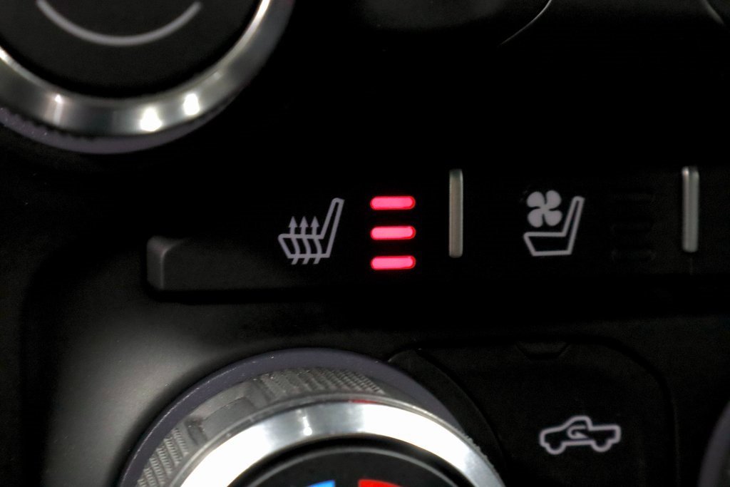 Used 2021 RAM 1500 Laramie w/ Sport Appearance Package image 5