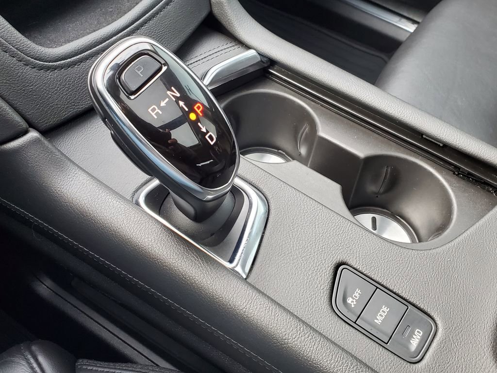 Used 2019 Cadillac XT5 Luxury w/ LPO, Black Ice Package image 27