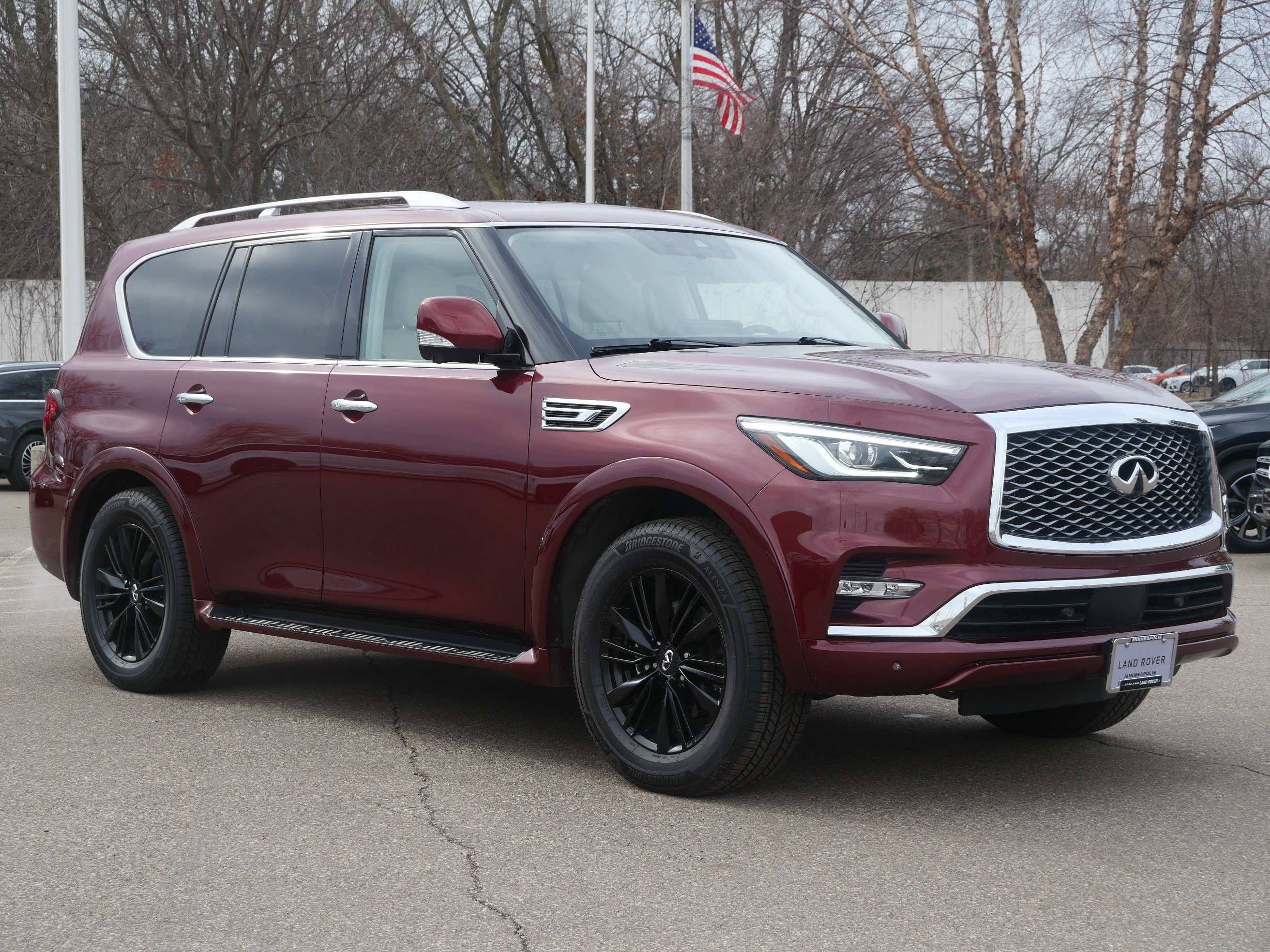 Used 2022 INFINITI QX80 Luxe w/ Cargo Package AWD/4WD image 7