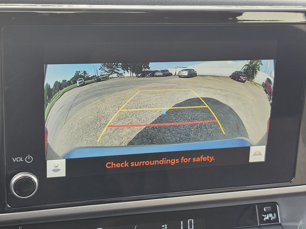 Used 2025 Toyota Camry LE FWD image 19