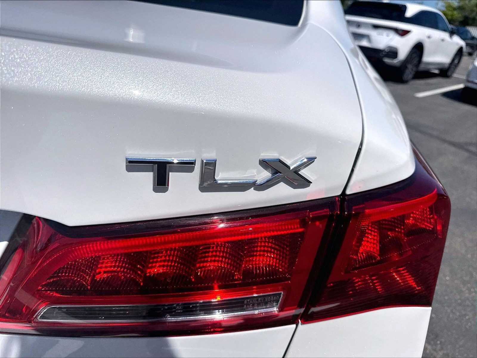 Used 2020 Acura TLX FWD image 11