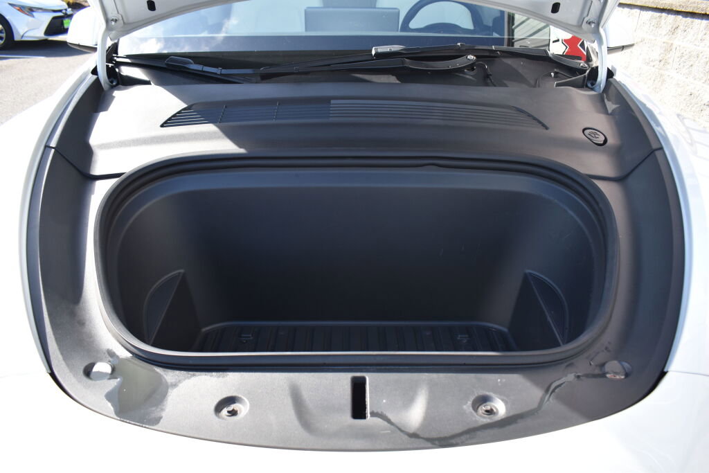 Used 2021 Tesla Model Y 2WD image 27