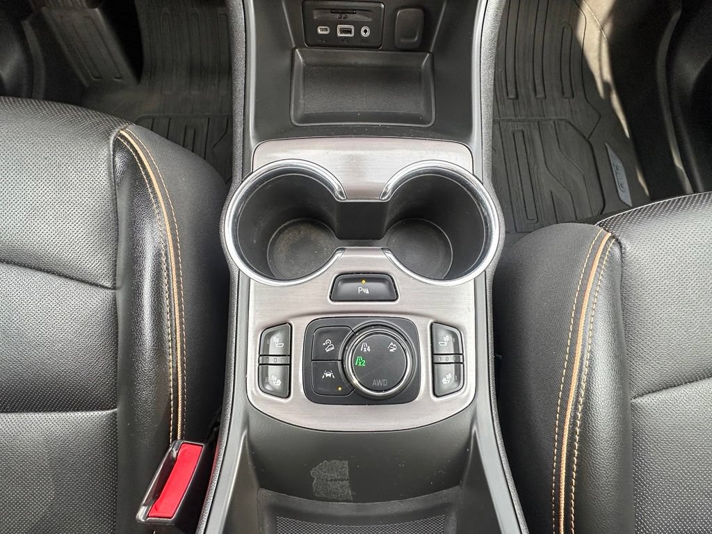 Used 2023 GMC Terrain AT4 w/ Infotainment Package II AWD/4WD image 25