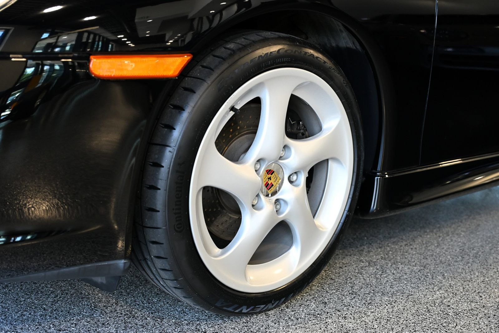 Used 2003 Porsche 911 Carrera RWD image 18