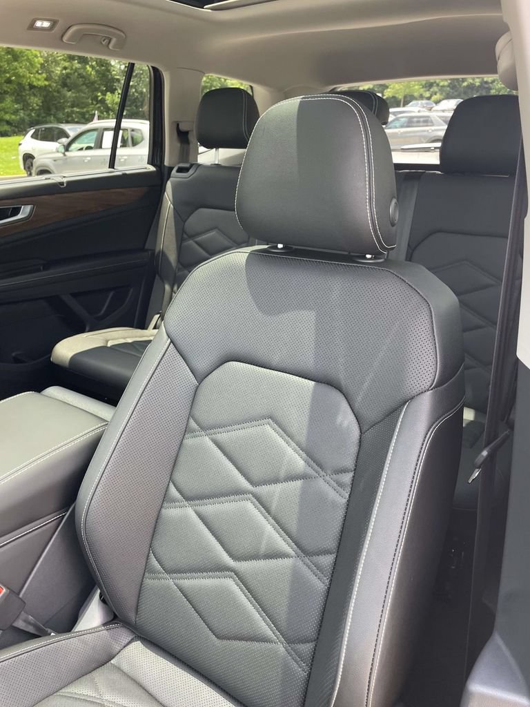 New 2026 Volkswagen Atlas SE FWD image 20