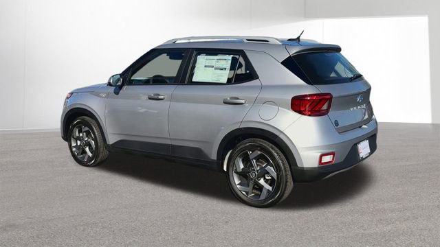 New 2026 Hyundai Venue SEL FWD image 6