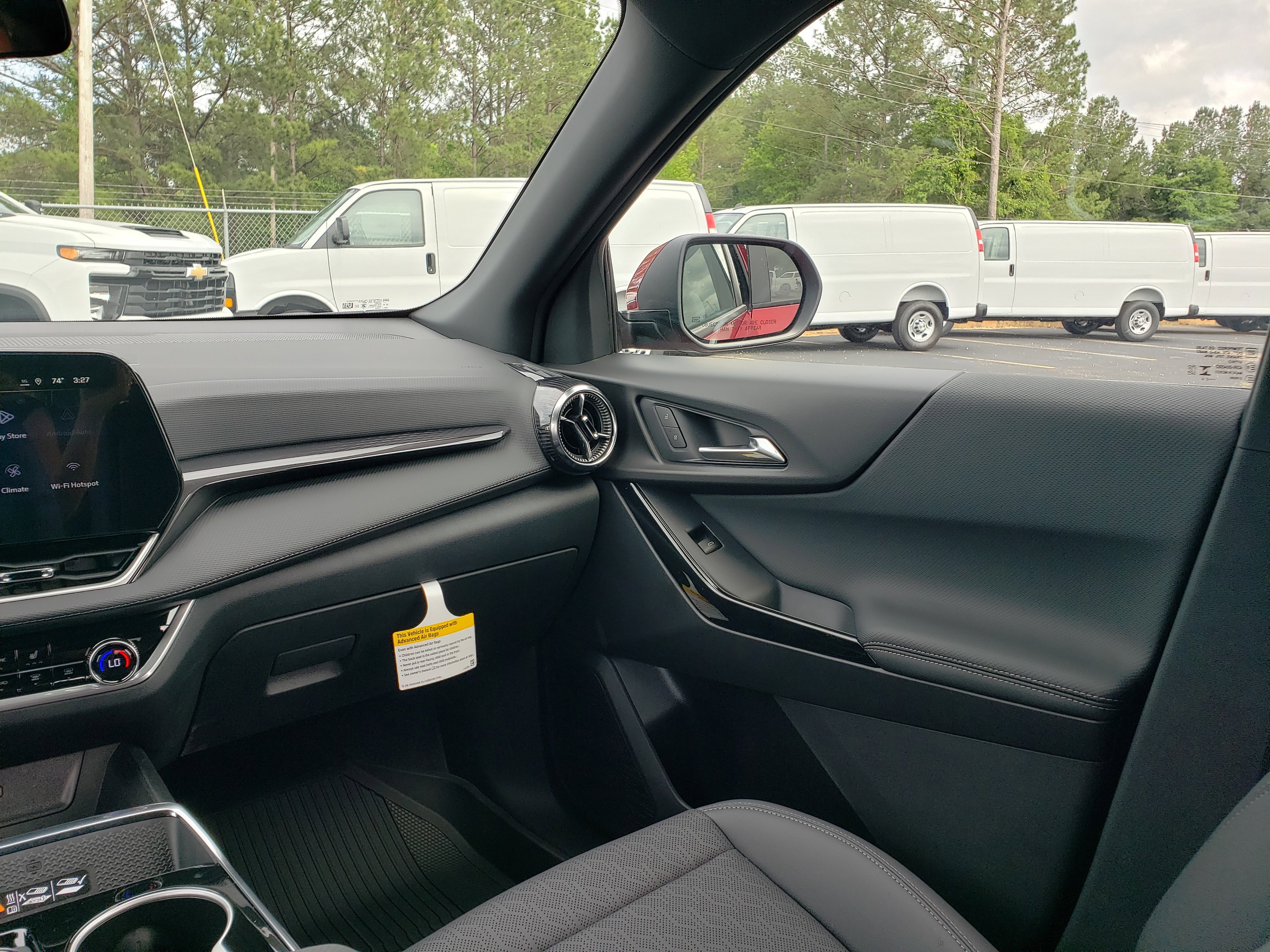 New 2026 Chevrolet Equinox LT w/ Convenience Package II FWD image 35
