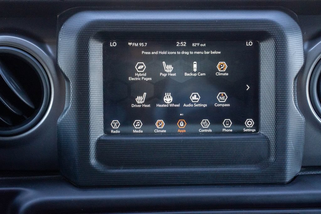 Used 2023 Jeep Wrangler Unlimited w/ Cold Weather Group AWD/4WD image 20