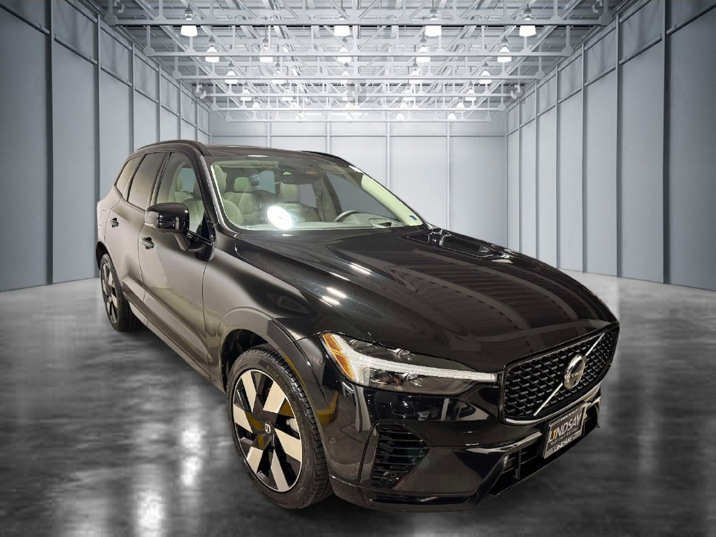 Used 2024 Volvo XC60 T8 Ultimate w/ Protection Package Premier AWD/4WD image 1