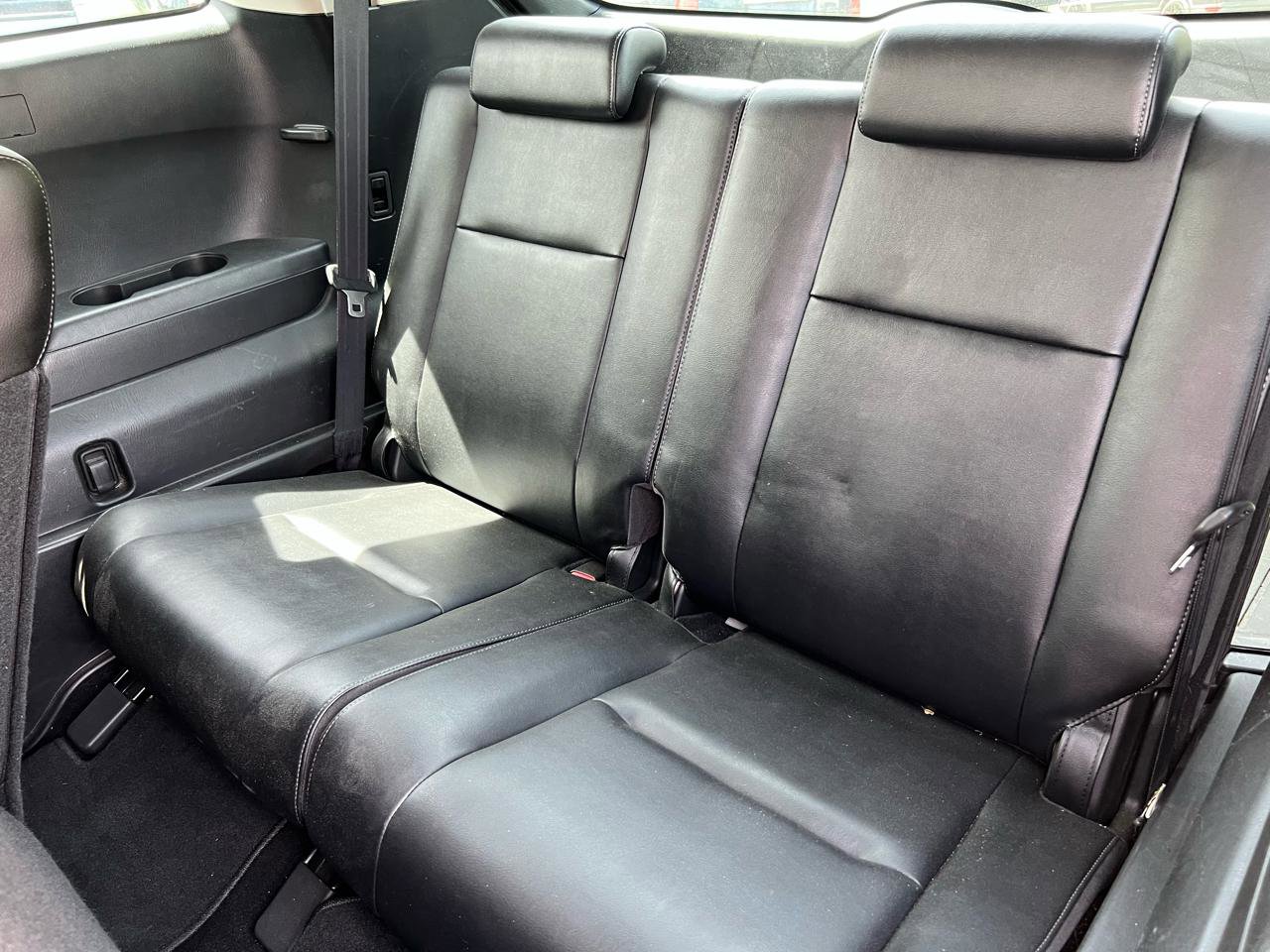 Used 2011 MAZDA CX-9 Touring w/ Moonroof & Bose Audio Pkg image 5