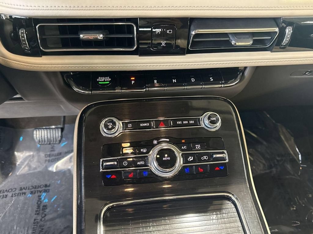 Certified 2023 Lincoln Nautilus Reserve AWD/4WD image 23