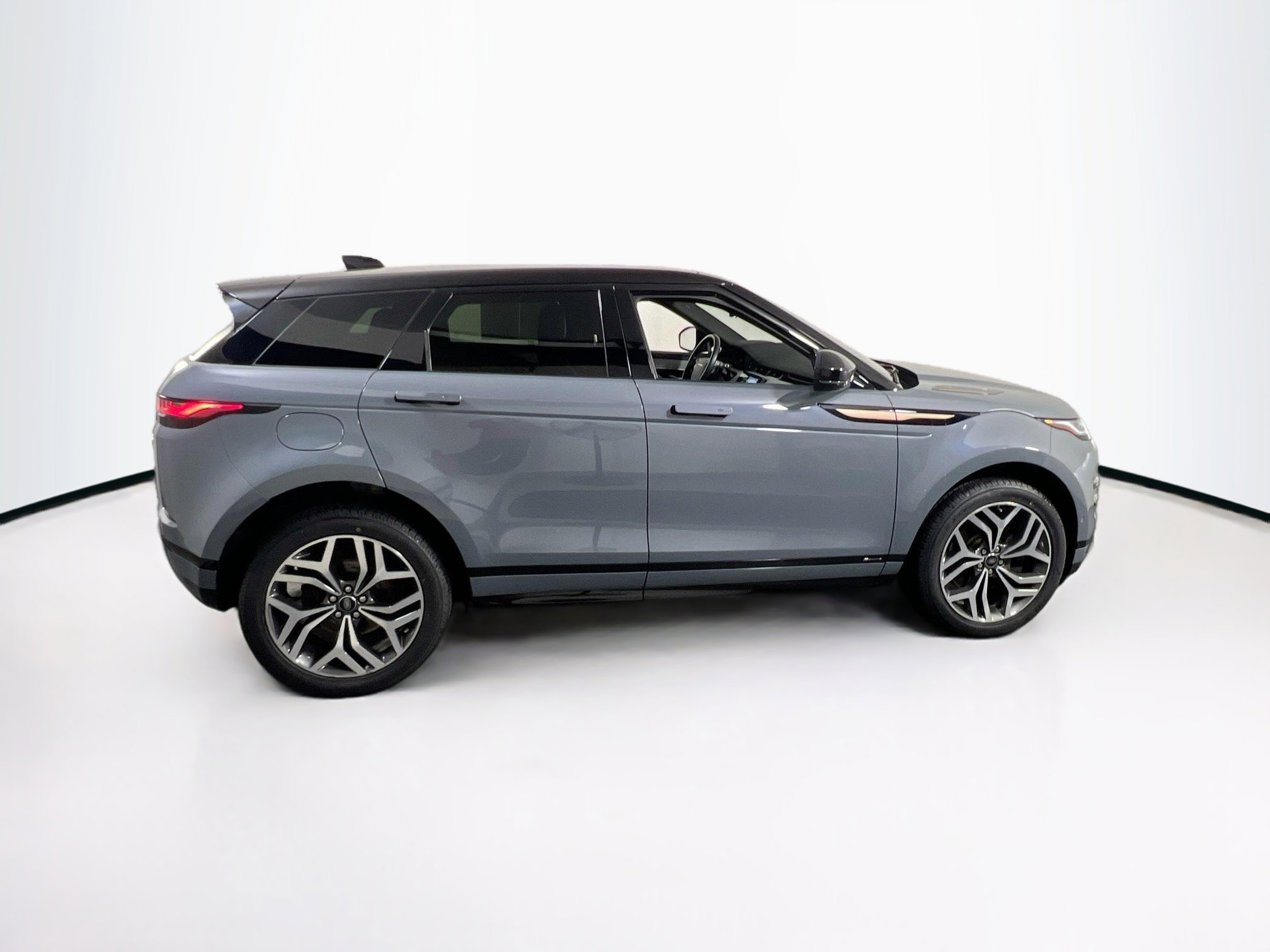 Used 2020 Land Rover Range Rover Evoque First Edition image 4