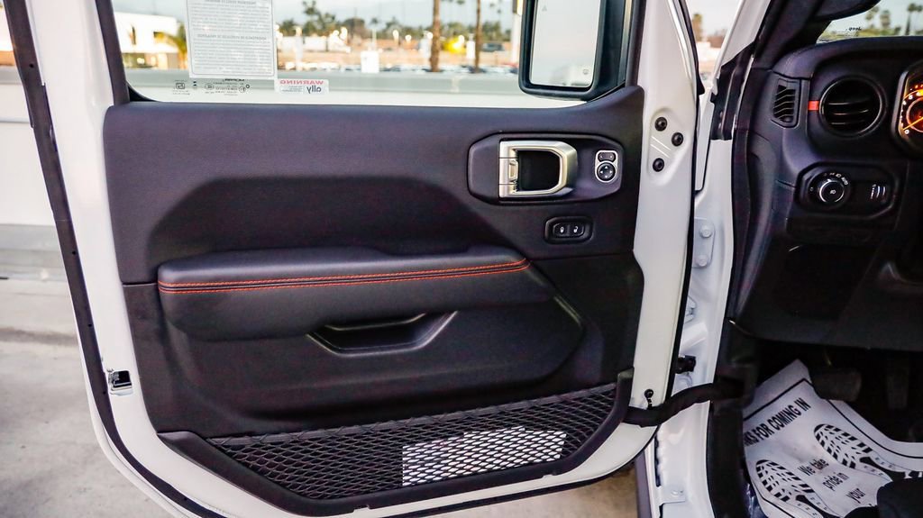 New 2026 Jeep Wrangler Unlimited Rubicon image 25