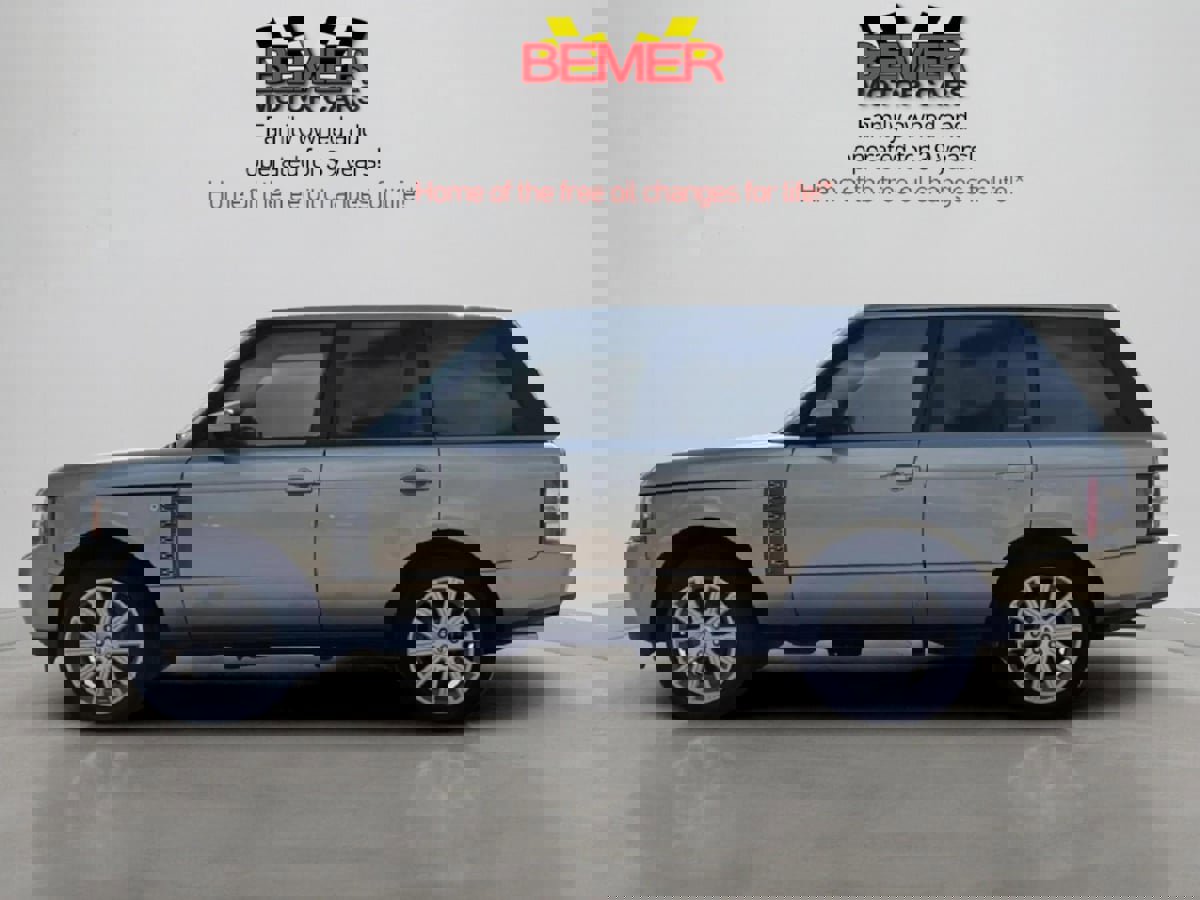 Used 2010 Land Rover Range Rover Supercharged image 2