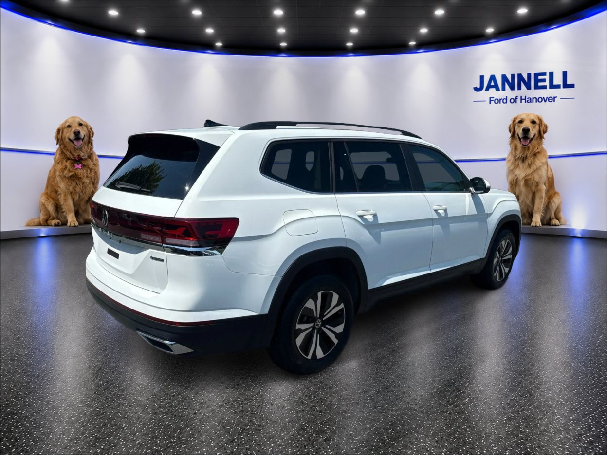 Used 2024 Volkswagen Atlas SE AWD/4WD image 6