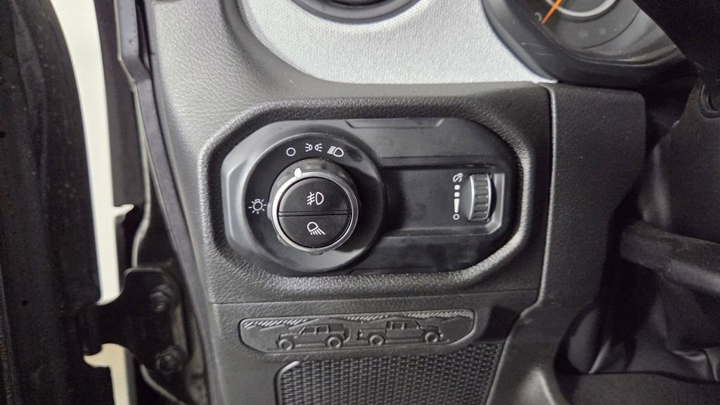 Used 2024 Jeep Gladiator Sport AWD/4WD image 18