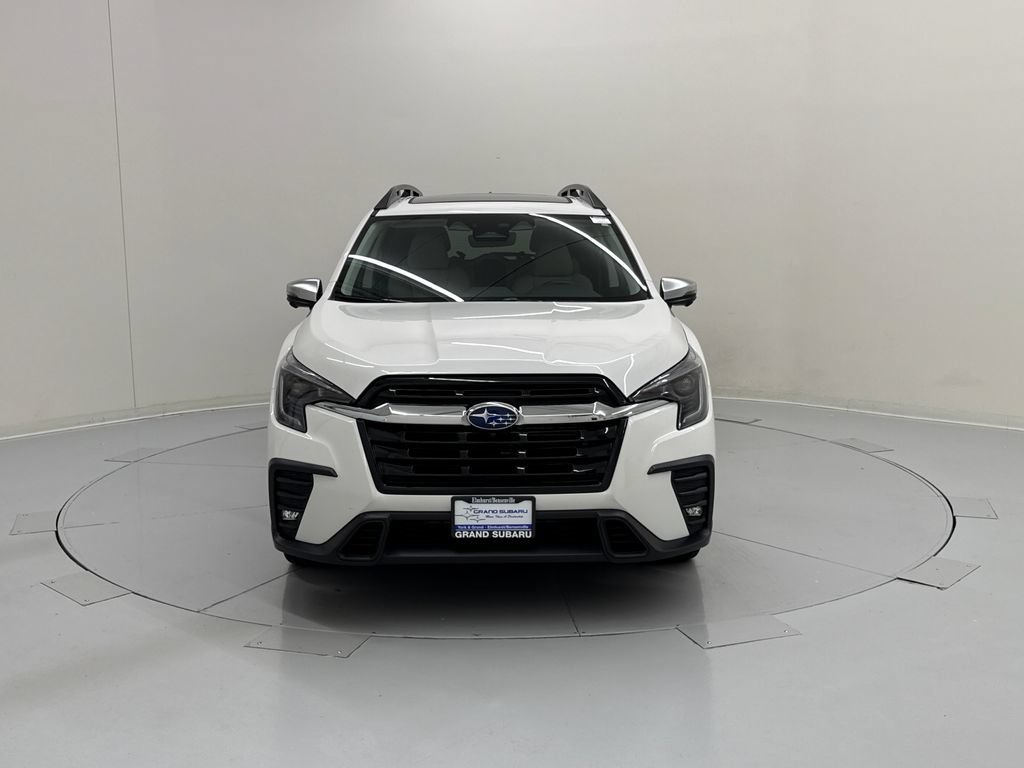 Used 2023 Subaru Ascent Limited w/ Technology Package AWD/4WD image 9