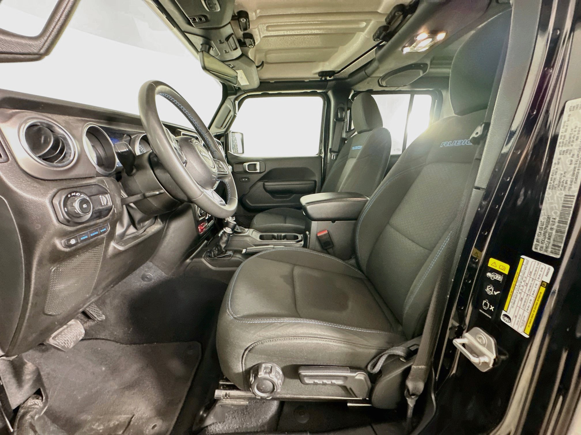 Used 2023 Jeep Wrangler Unlimited Rubicon 4xe AWD/4WD image 13