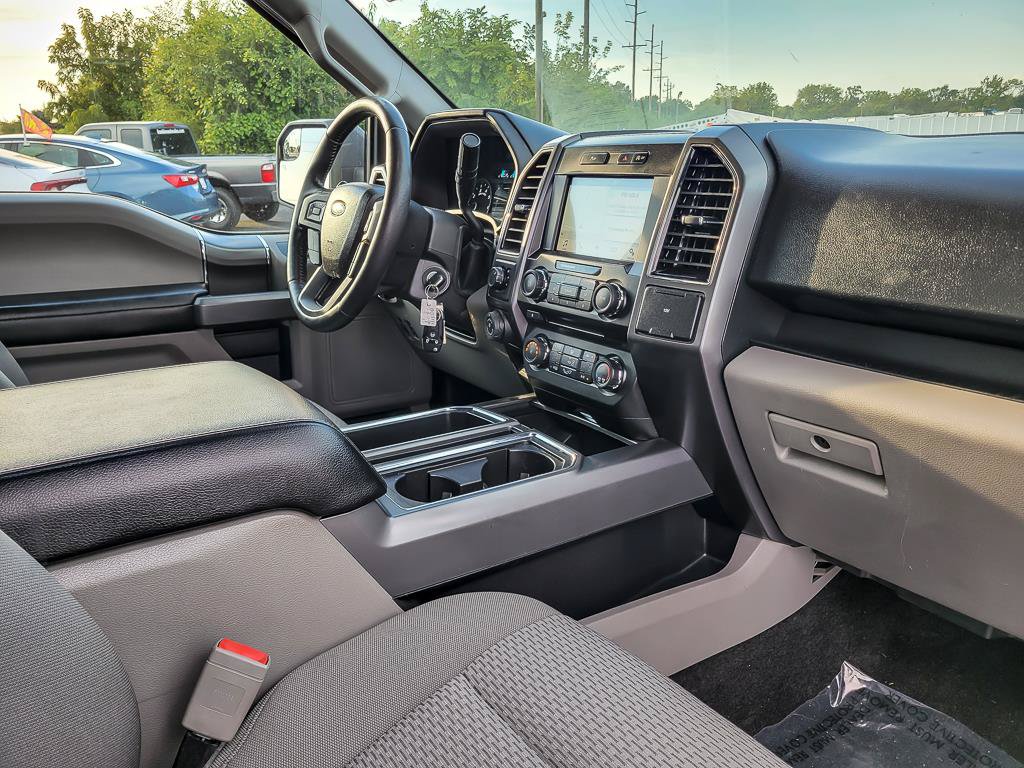 Used 2018 Ford F150 XLT w/ Equipment Group 302A Luxury AWD/4WD image 29