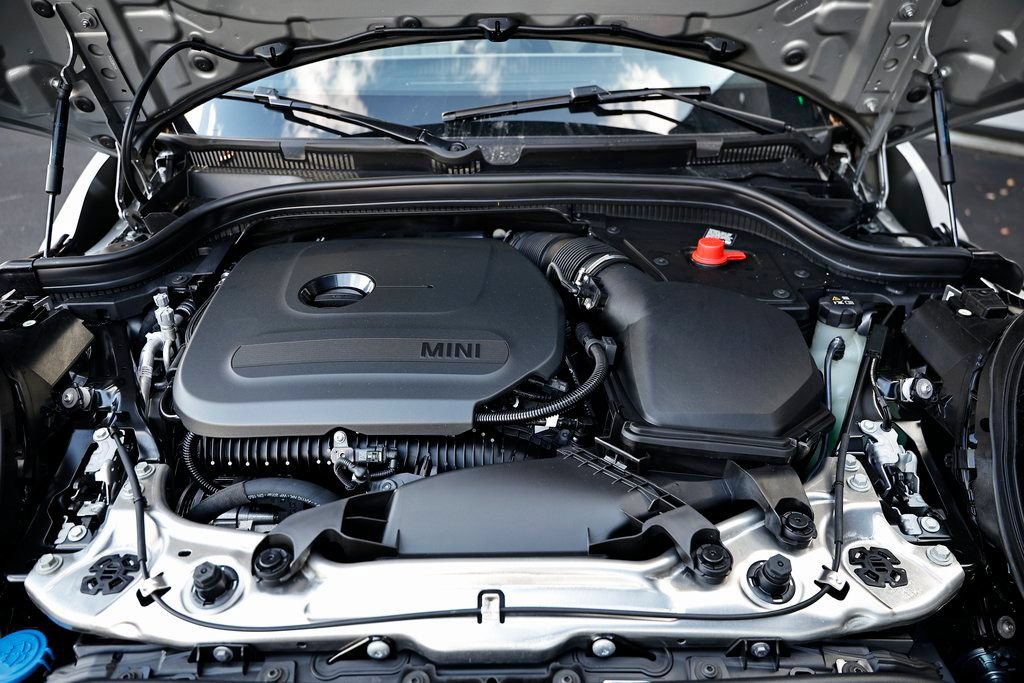 New 2026 MINI Cooper 4-Door Hardtop FWD image 31