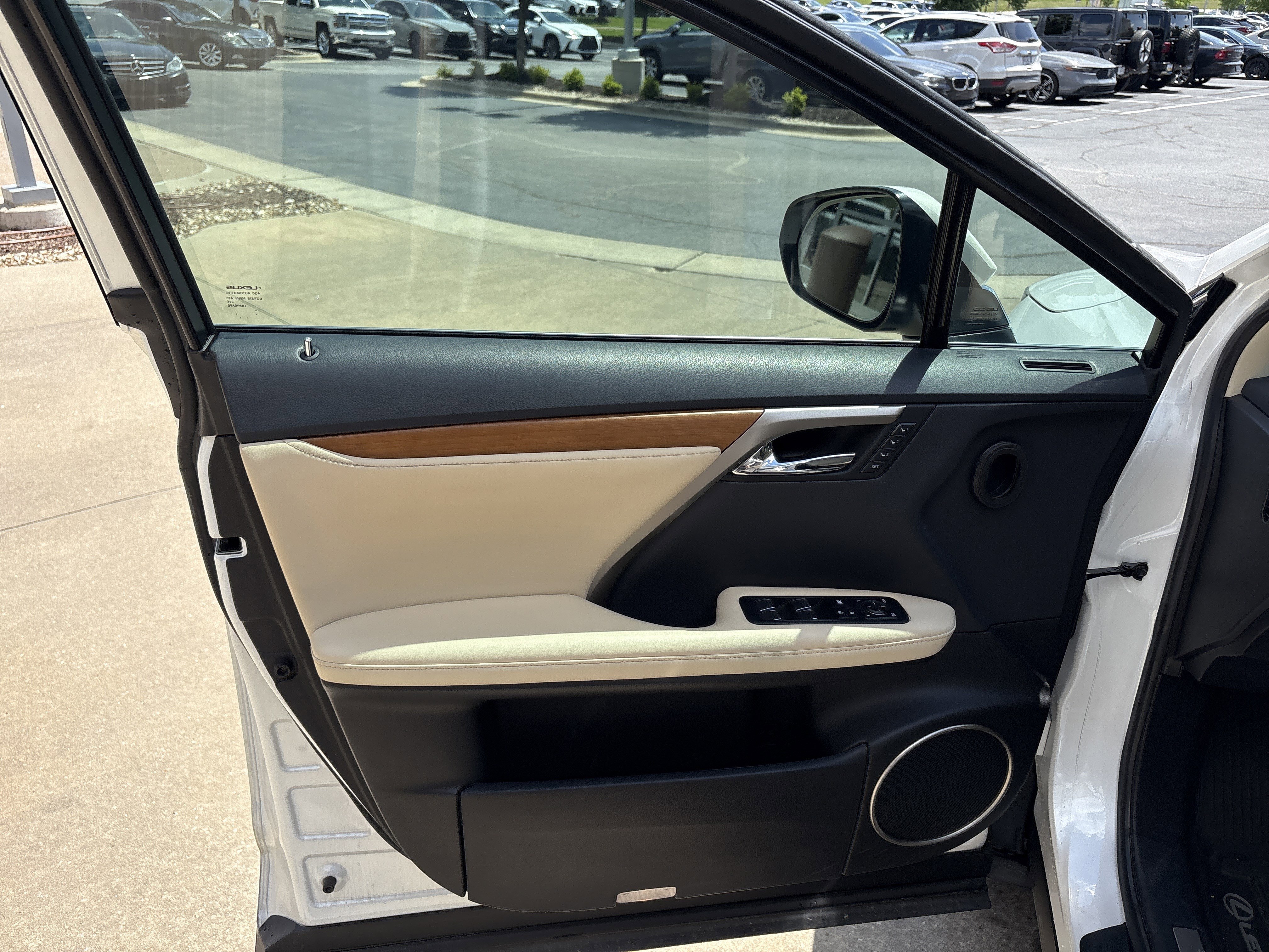 Certified 2022 Lexus RX 350 AWD w/ Premium Package image 14