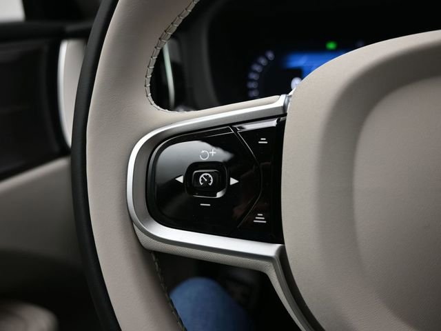 New 2026 Volvo XC60 B5 Ultra w/ Protection Package Premier image 26