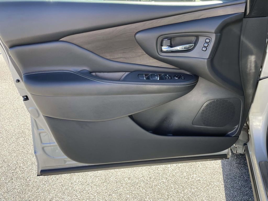 Used 2021 Nissan Murano Platinum w/ Cargo Package image 14