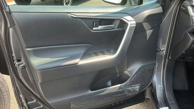 New 2025 Toyota RAV4 XLE image 6