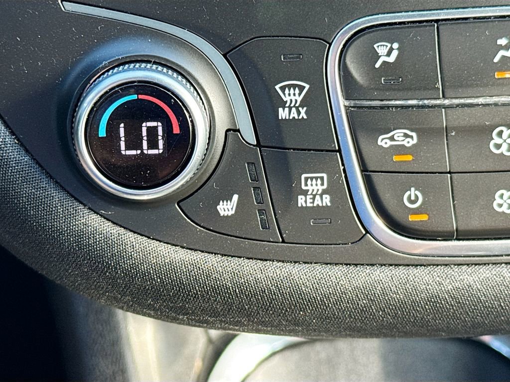 Used 2023 Chevrolet Malibu LT image 21