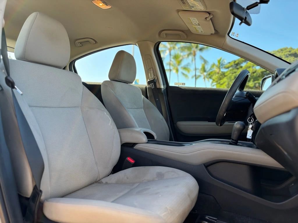 Used 2021 Honda HR-V LX image 9