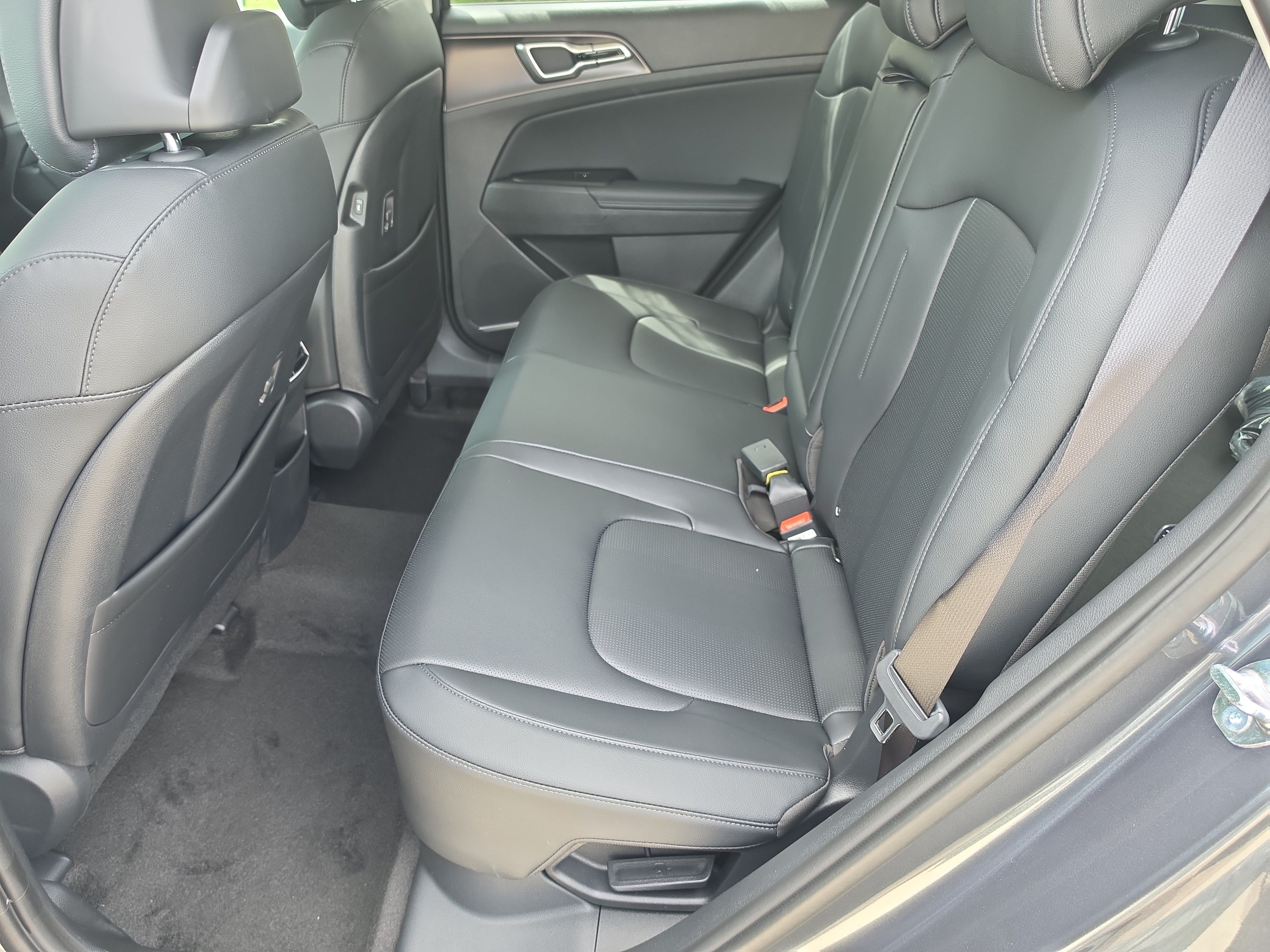 New 2027 Kia Sportage EX AWD/4WD image 17
