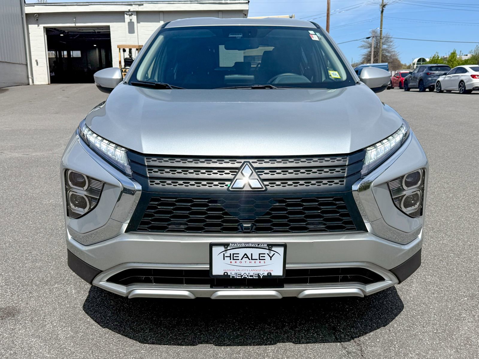 Used 2025 Mitsubishi Eclipse Cross SE AWD/4WD image 2