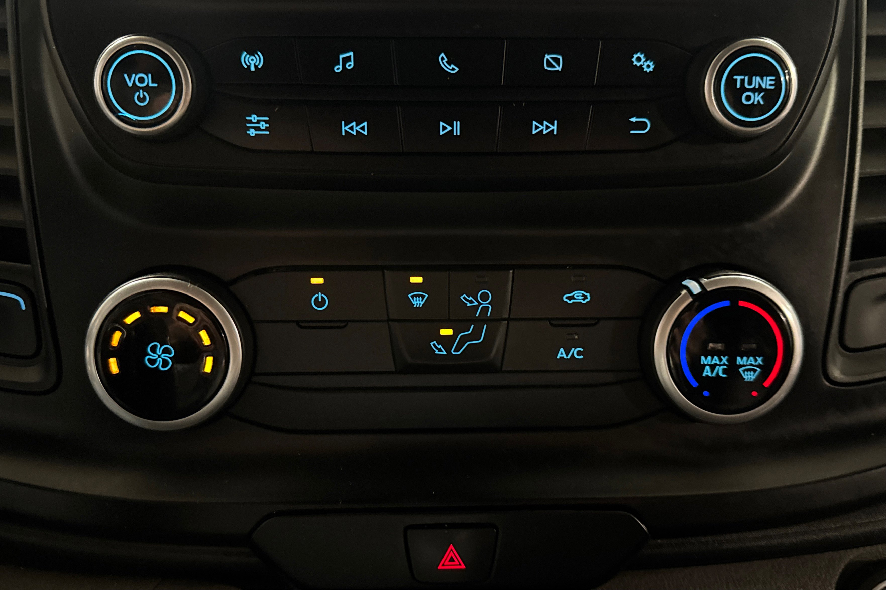 Used 2020 Ford Transit 250 Low Roof image 29