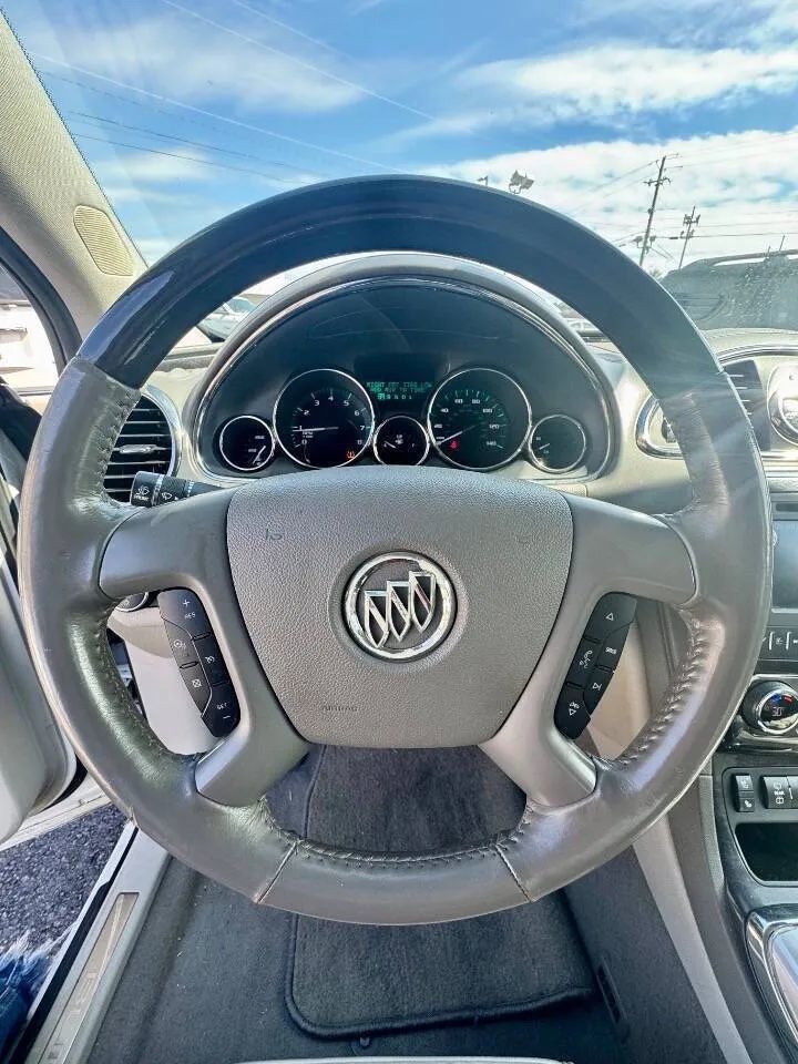 Used 2017 Buick Enclave Premium w/ Trailering Package image 13