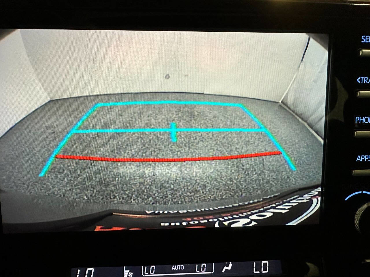 Used 2021 Toyota Sienna XLE image 17