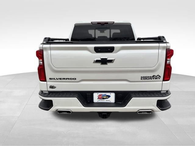 Certified 2023 Chevrolet Silverado 1500 High Country w/ Technology Package image 4