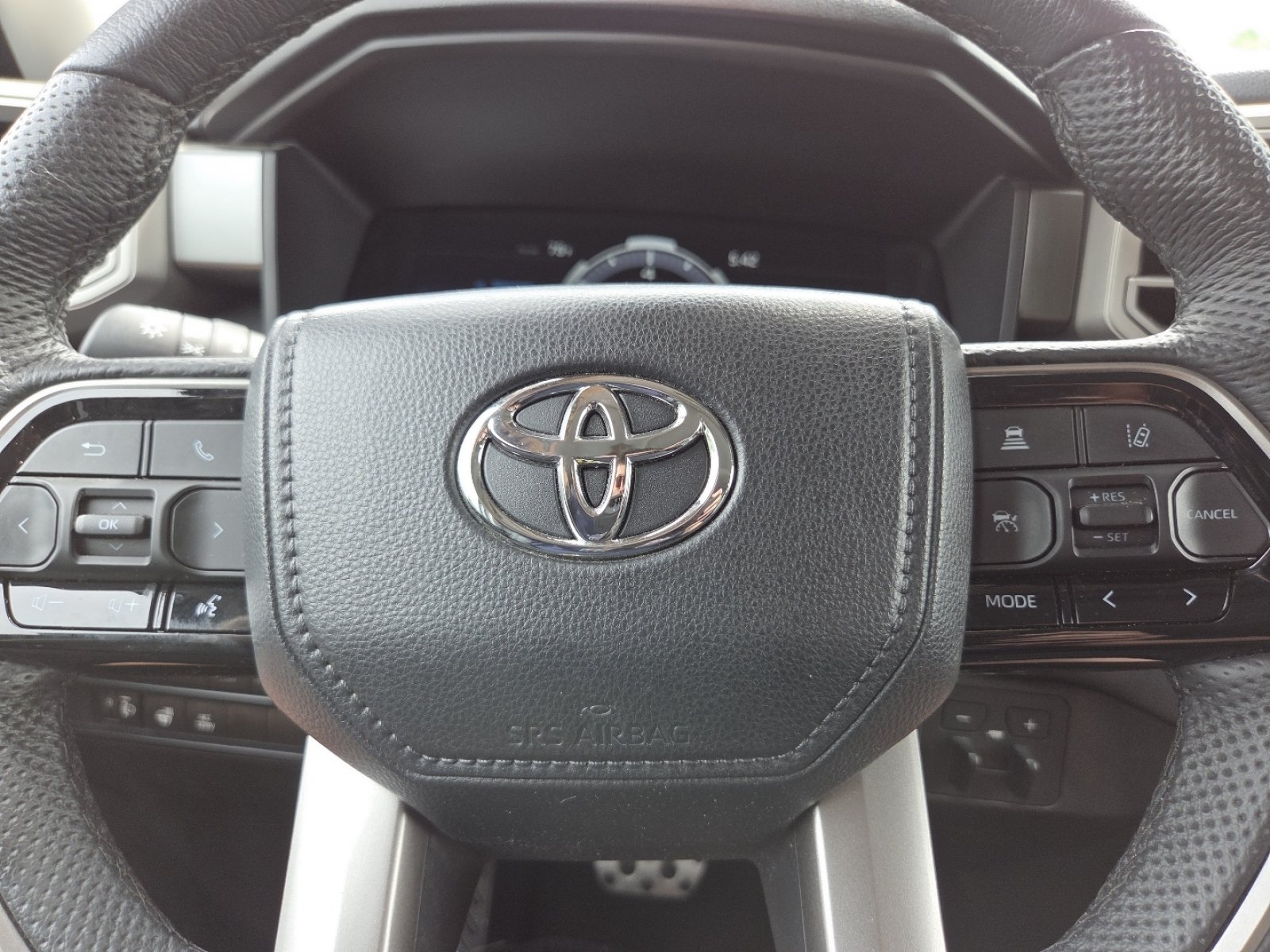 Used 2024 Toyota Sequoia SR5 w/ SR5 Premium Package AWD/4WD image 34
