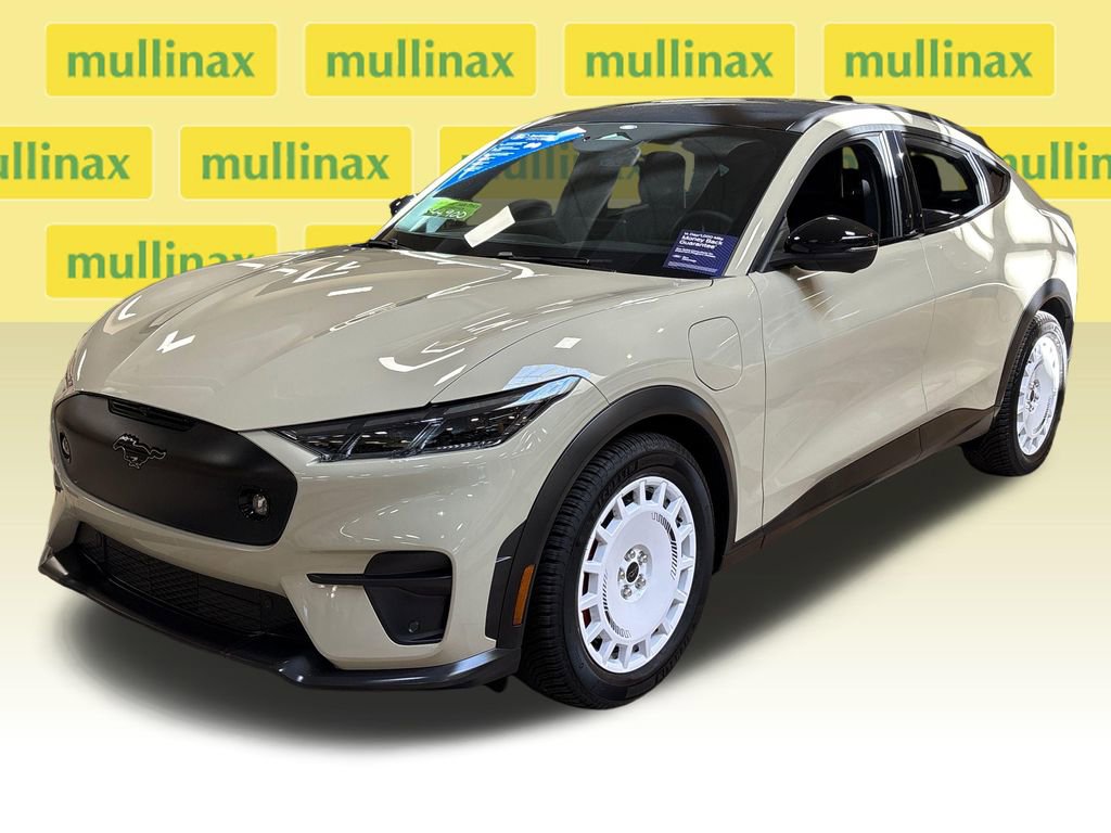Certified 2025 Ford Mustang Mach-E GT image 8