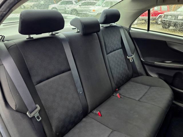 Used 2009 Toyota Corolla S image 31